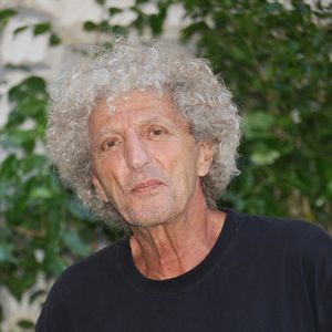 Son ami, Elie Chouraqui s'est exprimé pour la première fois à ce sujet le mercredi 26 août 2026 sur l'antenne de RTL
Elie Chouraqui au photocall du film “Les Héros du Louvre” lors de la 19ème édition du festival du film francophone d'Angoulême le 26 août 2026. © Coadic Guirec / Bestimage