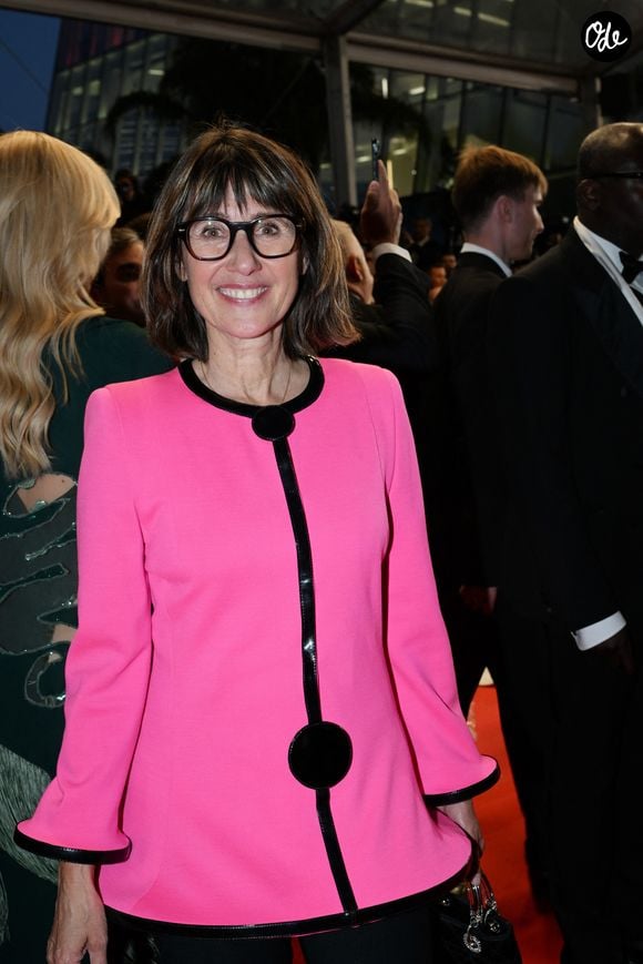 Elle a ensuite posé ses valises en Italie, entre la Sicile et les Dolomites.

Alexia Laroche-Joubert lors de la montée des marches du film "Paper Tiger" lors du 79ème Festival International du Film de Cannes, le 16 mai 2026.

© Rachid Bellak/Bestimage