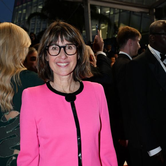 Elle a ensuite posé ses valises en Italie, entre la Sicile et les Dolomites.

Alexia Laroche-Joubert lors de la montée des marches du film "Paper Tiger" lors du 79ème Festival International du Film de Cannes, le 16 mai 2026.

© Rachid Bellak/Bestimage