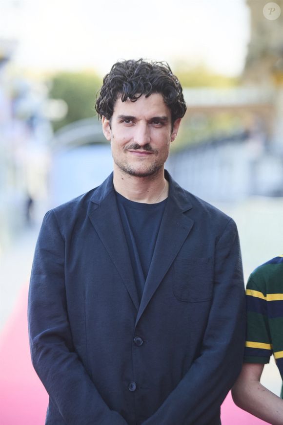 Louis Garrel - Première du film "La croisade" lors du 69ème Festival International du Film de San Sebastian. Le 18 septembre 2021 © Backgrid USA / Bestimage