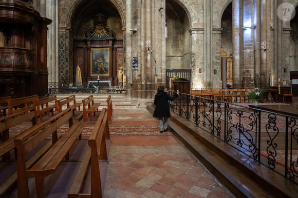 Vue intérieure de la basilique Sainte-Marie-Madeleine, troisième tombeau de la chrétienté contenant les reliques de Marie-Madeleine, apôtre du Christ à Saint-Maximin-la-Sainte-Baume, France le 02 février 2025. Photo par Laurent Coust/ABACAPRESS.COM