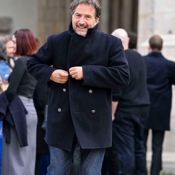 Edouard Baer - Obsèques du réalisateur Laurent Tirard en l'église de Sant-Germain-des-Près à Paris le 11 septembre 2024.