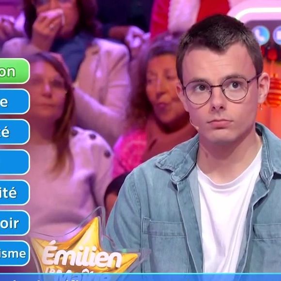 Emilien dans "Les 12 Coups de midi", le 18 décembre 2024, sur TF1