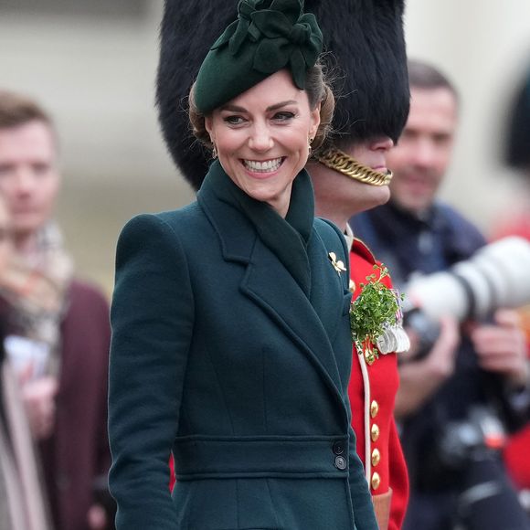 Catherine (Kate) Middleton, princesse de Galles, colonel des Irish Guards, visite le régiment lors du défilé de la Saint-Patrick à la caserne Wellington de Londres, Royaume Uni, le 17 mars 2025. © Julien Burton/Bestimage