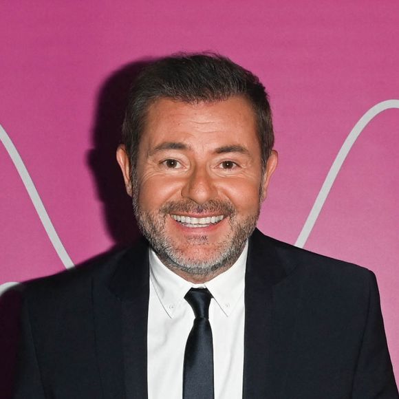 Jérôme Anthony et de nombreux internautes ont commenté la publication. 
Exclusif - Jérôme Anthony - Backstage - Enregistrement de l'émission "Tout le monde chante contre le cancer, les stars relèvent le défi" dans le cadre du gala de l'association "Tout le monde chante contre le cancer" présentée par J.Anthony au Dôme de Paris, et diffusée le 4 janvier sur W9. Le 22 novembre 2022 © Coadic Guirec-Christophe Clovis / Bestimage