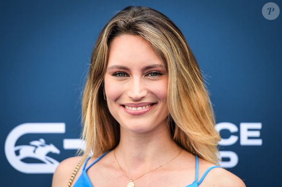 Lou-Anne Lorphelin au photocall de la 174ème édition du Prix de Diane Longines à l'hippodrome de Chantilly, France, le 18 juin 2023. © Matthieu Mirville/Bestimage