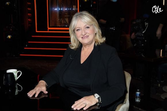 Exclusif - Charlotte De Turckheim sur le plateau de l'émission On Est En Direct (OEED) du samedi 11 décembre, présentée par L.Salamé et L.Ruquier, à Paris, France, le 11 décembre 2021. © Jack Tribeca/Bestimage