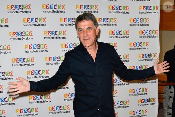 Tex lors du photocall de la présentation de la nouvelle dynamique 2017-2018 de France Télévisions. Paris, le 5 juillet 2017.
© Guirec Coadic/Bestimage