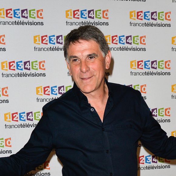 Tex lors du photocall de la présentation de la nouvelle dynamique 2017-2018 de France Télévisions. Paris, le 5 juillet 2017.
© Guirec Coadic/Bestimage