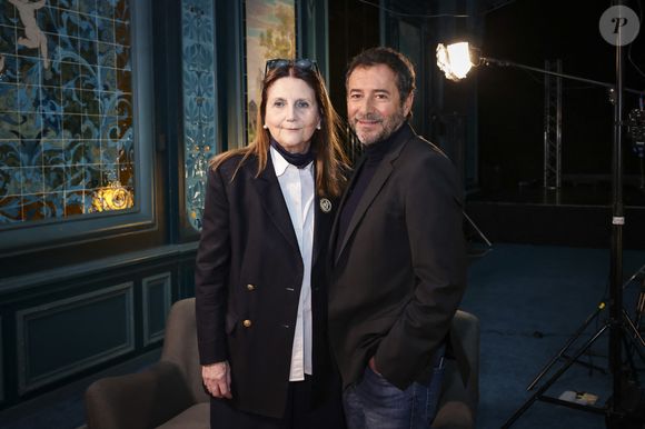 Exclusif - Michèle Reiser, Bernard Montiel,  sur le plateau de l’enregistrement de l'émission Olympiascope (l'Olympia Symphonique) présenté par B.Montiel et diffusé sur Olympia TV le 1er juillet 2025, à l’Olympia,, à Paris, France, le 14 janvier 2025. © Jack Tribeca/Bestimage