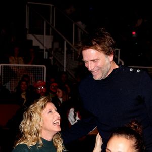 Alexandra Lamy, Thomas Jouannet lors de la cérémonie de clôture du 27ème Festival International du Film de Comédie de l'Alpe d'Huez, France, le 20 janvier 2024. © Dominique Jacovides/Bestimage