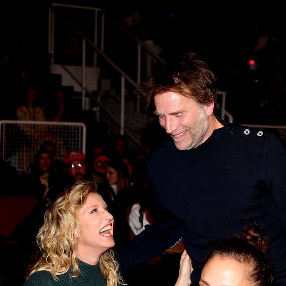 Alexandra Lamy, Thomas Jouannet lors de la cérémonie de clôture du 27ème Festival International du Film de Comédie de l'Alpe d'Huez, France, le 20 janvier 2024. © Dominique Jacovides/Bestimage