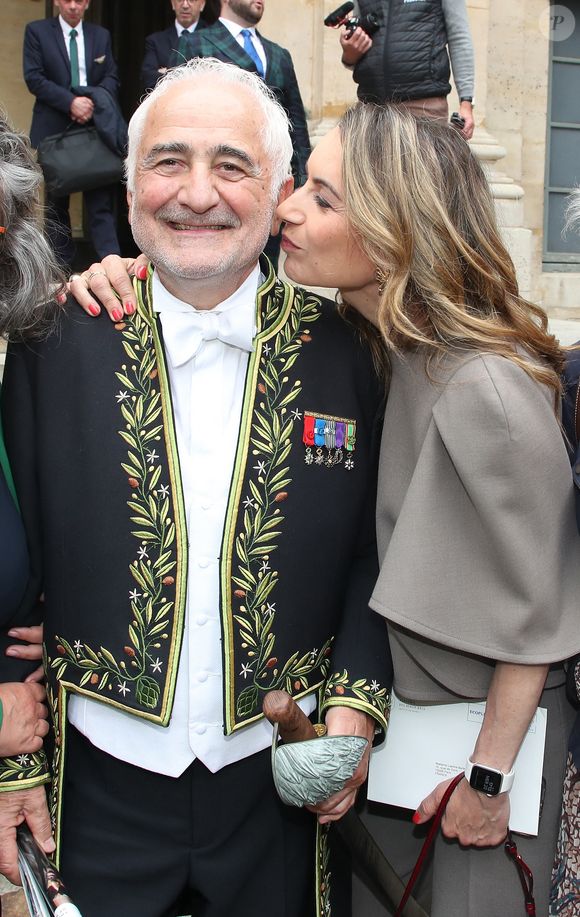 Guy Savoy et sa compagne Laetitia Barlerin - Guy Savoy est intronisé à l'Académie des Beaux-Arts, sous la Coupole de l'Institut de France à Paris, France, le 20 Mai 2026.

© Bertrand Rindoff / Bestimage