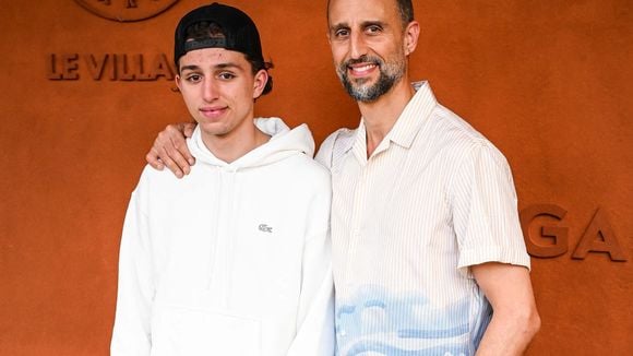 Arié Elmaleh à Roland-Garros avec son fils Isaac, né de sa relation avec Virginie Ledoyen : le jeune homme a bien grandi
