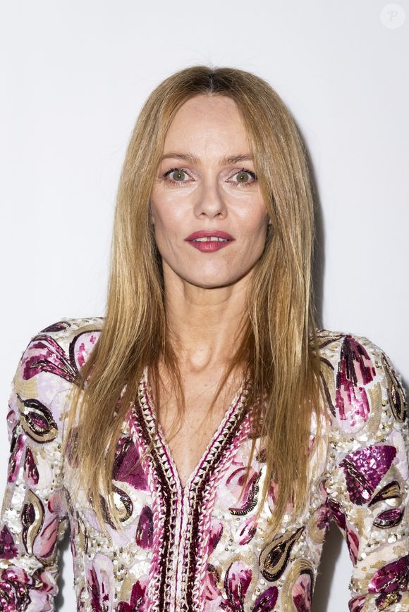 Vanessa Paradis - Photocall du défilé de mode Femmes prêt-à-porter automne-hiver 2024/2025 "Chanel" lors de la fashion week de Paris le 5 mars 2024.

© Olivier Borde / Bestimage