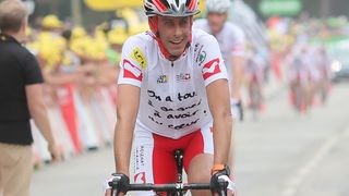 Un célèbre journaliste TV perd la vie à 52 ans après un lâcher de taureaux en Camargue : "Je n'arrive pas à y croire..."