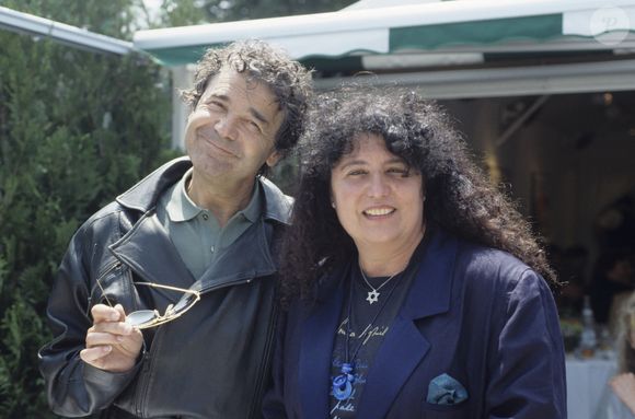 Pierre Perret et sa femme Rebecca à Roland-Garros en 1991. © Michel CROIZARD via Bestimage