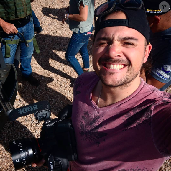 Robin Rouïl, fils de Vincent Lagaf', est un cadreur. Photo publiée sur Instagram le 5 avril 2018.