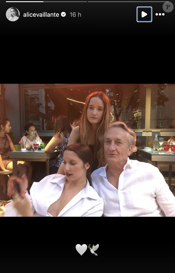 Philippe Vaillant a produit de nombreux humoristes, de Laurent Gerra à Kev Adams, en passant par sa propre épouse.

Les filles d'Anne Roumanoff en deuil après la perte de leur papa Philippe Vaillant, le jeudi 3 juillet 2025