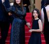 La pièce est signée Maria Grazia Chiuri.
Monica Bellucci, Tawba El Gharchi - Montée des marches du film " Histoires de la nuit " lors du 79ème Festival International du Film de Cannes, le 21 mai 2026. © Olivier Borde / Bestimage