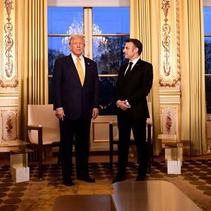 Le président français Emmanuel Macron reçoit son homologue américain Donald Trump au palais présidentiel de l'Elysée à Paris, France, le 7 décembre 2024. © Jeanne Accorsini/Pool/Bestimage