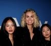 Elle a rappelé avoir elle-même perdu sa maison de Los Angeles dans un incendie en 2025.

Laeticia Hallyday et ses filles Joy et Jade - Photocall du vernissage de l'exposition "Johnny Hallyday, l'exposition" au Palais des Expositions à Paris. Le 21 décembre 2023
© Dominique Jacovides / Bestimage