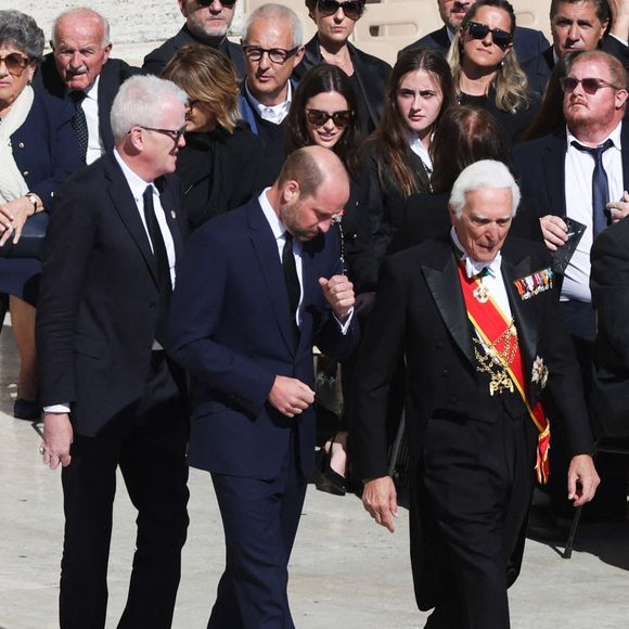 Le prince William d'Angleterre, prince de Galles, assiste aux funérailles du pape François le 26 avril 2025 au Vatican. Alors que Rome fait ses adieux au pape François, des dirigeants du monde entier, des membres de la famille royale, des membres du clergé et des milliers de fidèles se sont réunis au Vatican pour un adieu solennel et historique. Le pape François est décédé le lundi 21 avril à l'âge de 88 ans. Photo by Marco Iacobucci/IPA/ABACAPRESS.COM