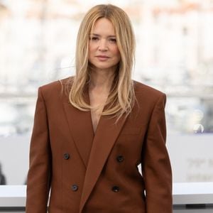 Virginie Efira - Photocall du film "Histoires Parallèles" lors du Festival International du Film de Cannes.
© Jacovides/Moreau/Bestimage