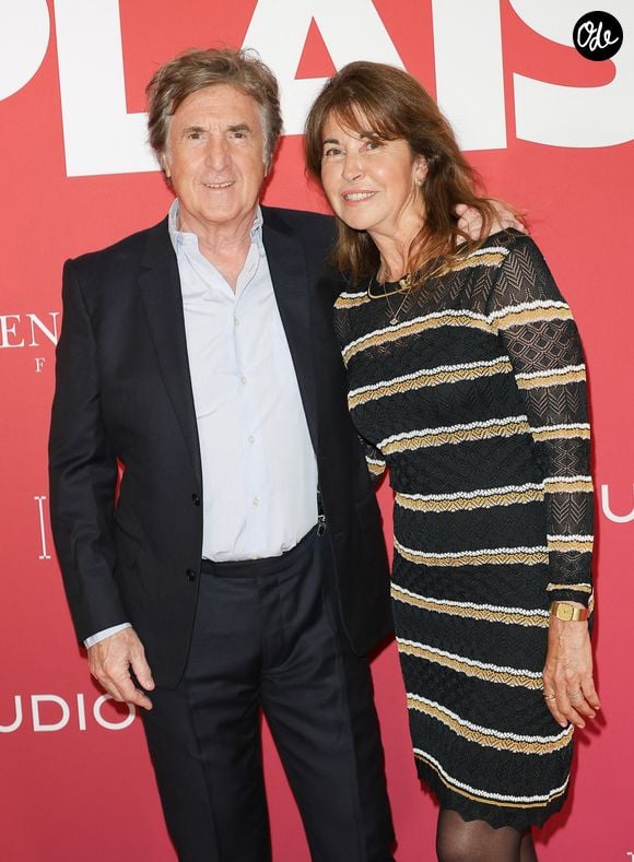 L'acteur, longtemps associé à Paris où il a grandi et construit l'essentiel de sa carrière, a choisi de prendre ses distances avec la capitale.

François Cluzet et sa femme Narjiss Slaoui-Falcoz - Avant-première du film "Pour le plaisir" au Pathé Palace à Paris le 4 ami 2026. © Coadic Guirec/bestimage