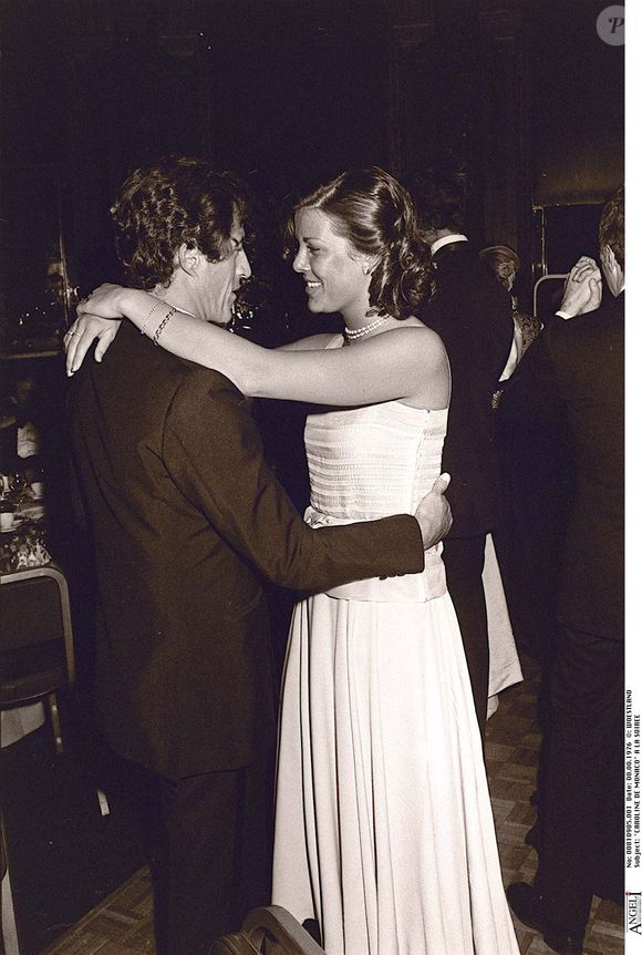 Son mariage avec Caroline de Monaco n'aura duré que deux ans.
Archives - Philippe Junot et la princesse Caroline de Monaco à une soirée organisée pour l'Unicef. Agence / Bestimage