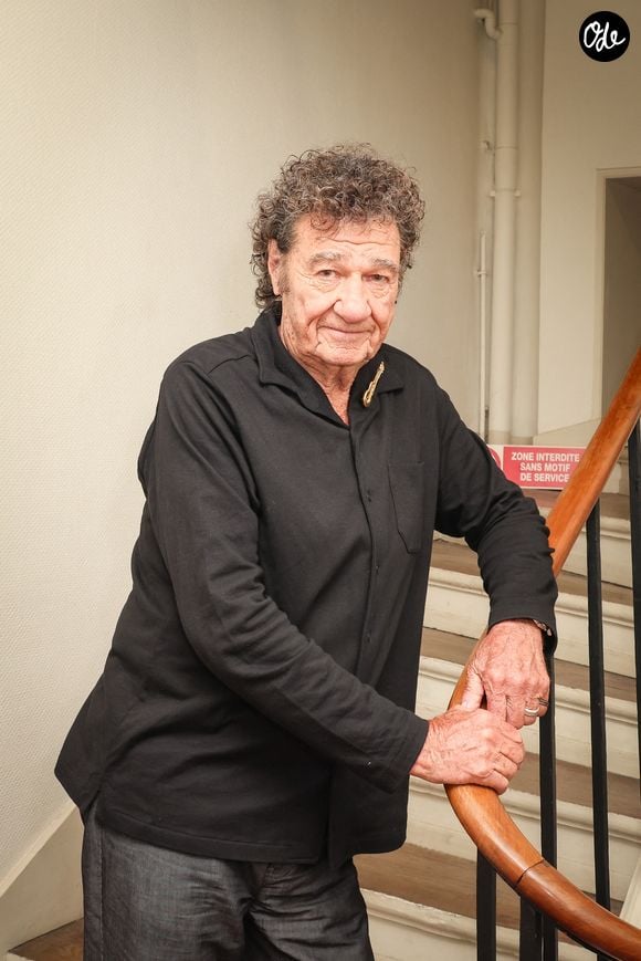 Exclusif - Robert Charlebois lors de l’enregistrement de l’émission "Le Grand Echiquier - Spéciale Céline Dion" présentée par C.Chazal et A.Manoukian et diffusée le 20 octobre sur France 2, à Paris, France, le 3 juillet 2026. © Jack Tribeca/Bestimage