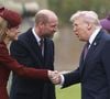 Donald Trump était ravi d'avoir l'occasion d'échanger avec Kate Middleton.

Donald Trump et son épouse accueillis par Kate Middleton et le prince William lors de leur arrivée au château de Windsor. ©PA Photo/ Bestimage