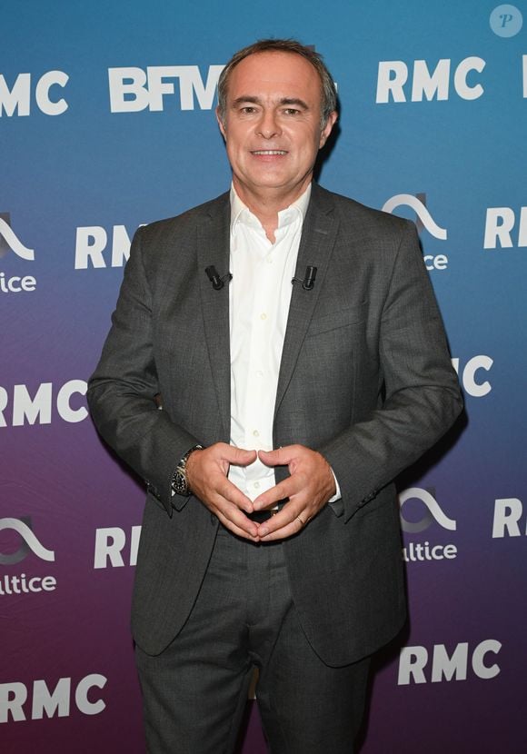 Pour rappel, il travaille aussi depuis mars 2023 dans l'émission Faites entrer l'accusé sur RMC Découverte. 

Christophe Delay - Conférence de rentrée 2022/2023 BFM TV à Paris le 6 septembre 2022. © Coadic Guirec/Bestimage