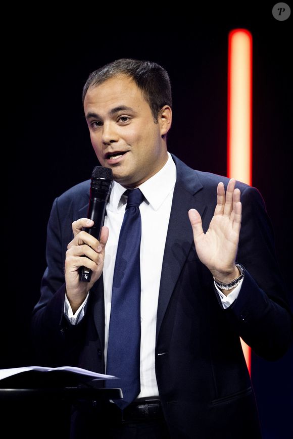 Charles Consigny - Avocat - Deuxième édition du Grand Débat des Valeurs au Palais des Sports de Paris le 13 avril 2023. JB Autissier / Panoramic / Bestimage