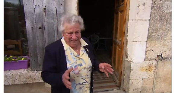 Carmen émue – L'amour est dans le pré 2014 : bande-annonce de l'épisode 8, sur M6, le lundi 28 juillet 2014