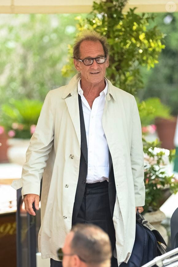 Vincent Lindon au débarcadère de l'Hôtel Excelsior lors du 81ème Festival International du Film de Venise, la Mostra, à Venise, Italie, le 2 septembre 2024. © SGP/Bestimage