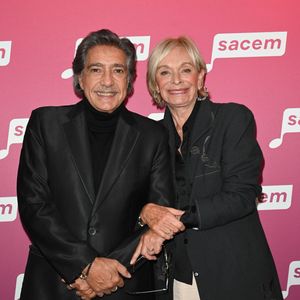 Exclusif - Frédéric François et son épouse Monique Vercauteren lors de l'hommage rendu à Jean Renard à la Sacem à Paris, le 5 octobre 2022.
© Coadic Guirec / Bestimage