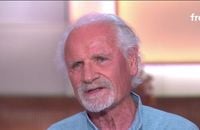 Yann Arthus-Bertrand évoque Daniel Balavoine dans C à vous le 31 octobre 2025 ©France 5