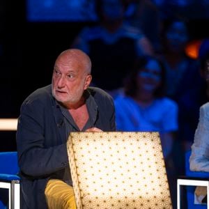 Exclusif - François Berléand lors de l'enregistrement de l'émission "La Boîte à secrets", présentée par F.Bollaert et diffusée le 26 septembre 2025 sur France 3, dans les studios du Lendit à Saint-Denis, Seine Saint-Denis, France, le 8 septembre 2025. © Pierre Perusseau/Bestimage