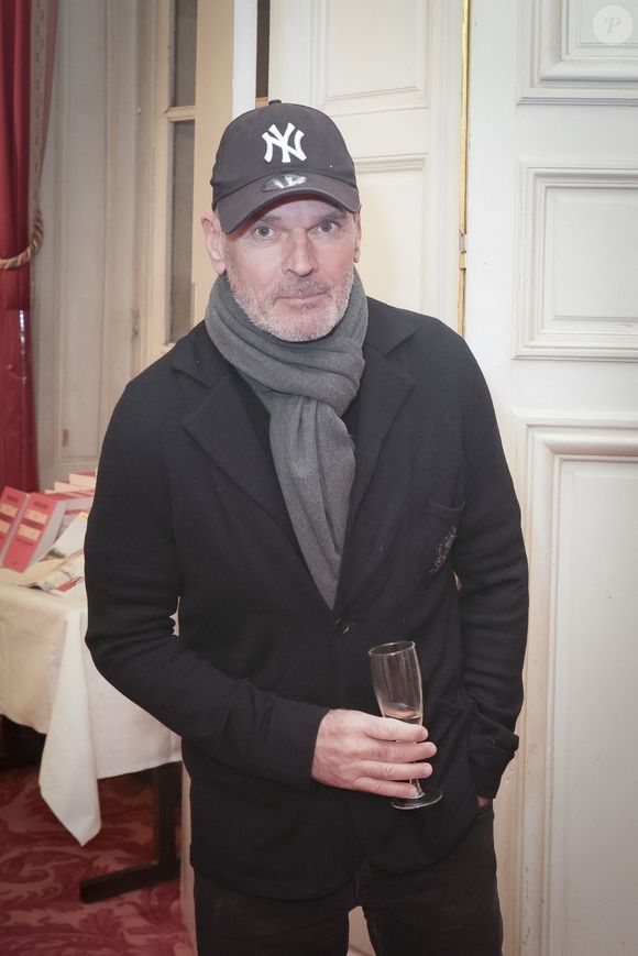 Exclusif - Laurent Baffie - Soirée de lancement du nouveau magazine Entrevue que vient de racheter O. Harfouch au Sénat à Paris, France, le 6 décembre 2023. © Jack Tribeca/Bestimage