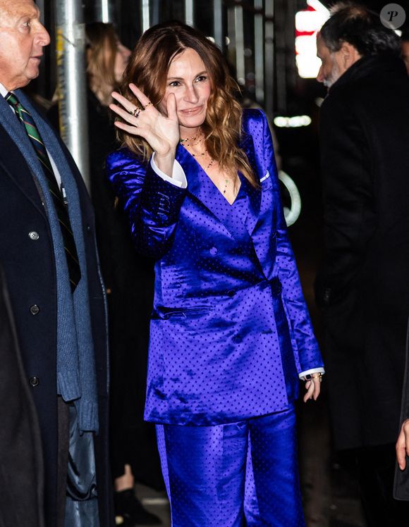 Julia roberts arrive à la 35e cérémonie des Gotham Film Awards au Cipriani Wall Street à New York, NY, USA le 1er décembre 2025 pendant les arrivées de la cérémonie. Photo by Ouzounova/Splash News/Abaca