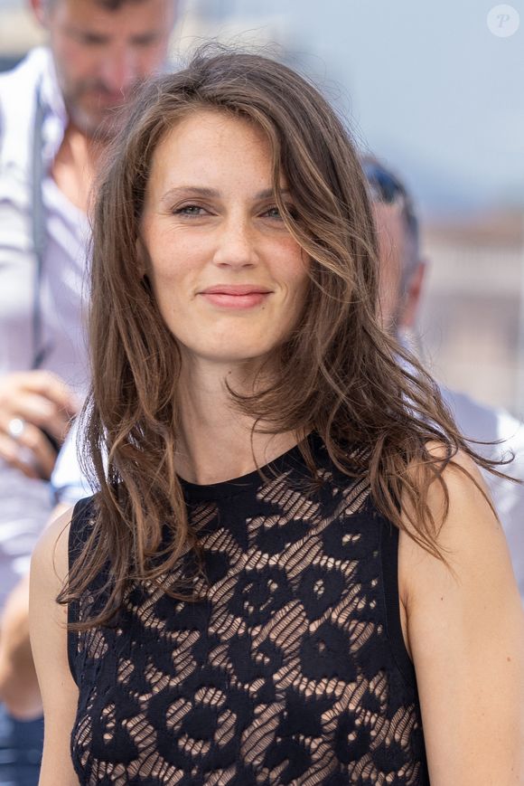 Marine Vacth au photocall de "Mascarade" lors du 75ème Festival International du Film de Cannes, le 28 mai 2022. 
© Olivier Borde / Bestimage