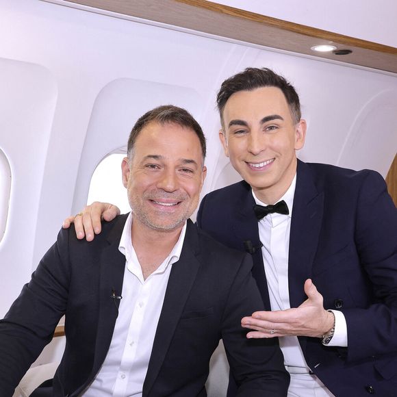 Mario Barravecchia lors de l'enregistrement de l'émission "Le Jet de Luxe", présentée par Jordan de Luxe.