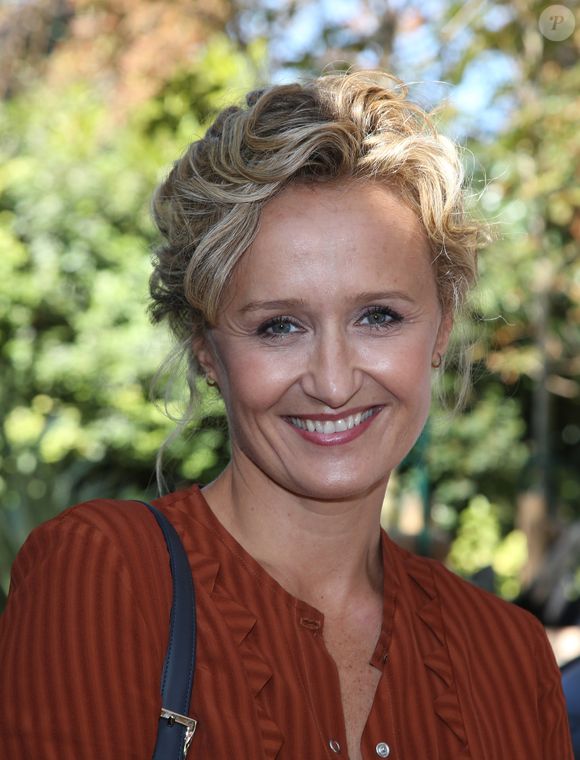 Exclusif - Caroline Roux - Arrivées à l'enregistrement de l'émission TV "Vivement Dimanche prochain" à Paris. Le 14 septembre 2016