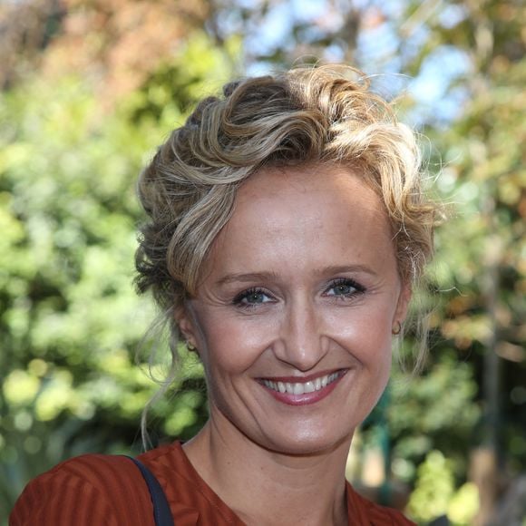 Exclusif - Caroline Roux - Arrivées à l'enregistrement de l'émission TV "Vivement Dimanche prochain" à Paris. Le 14 septembre 2016
