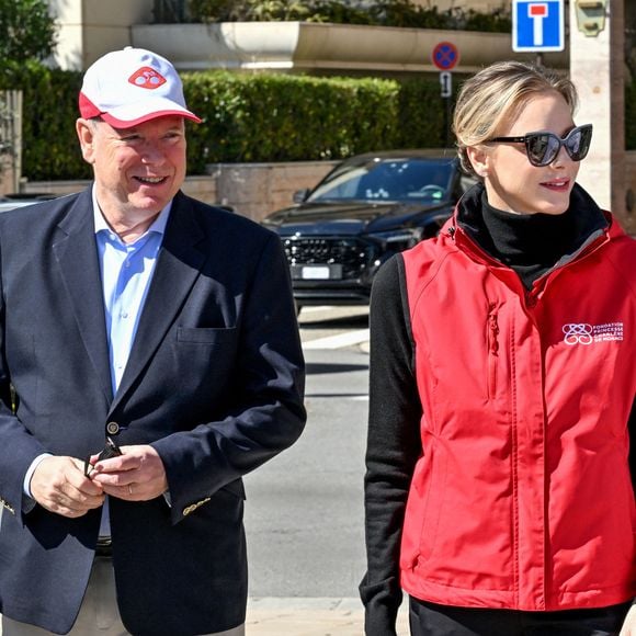 Charlene de Monaco et Albert se sont rendus dans un nouvel espace de loisirs baptisé le Box98. 


Le prince Albert II de Monaco et la princesse Charlene ont participé à la Road Safety Day, une journée de sensibilisation et de sport pour toute la famille dédié à la sécurité routière à vélo et à l'initiation des jeunes au sport, à Monaco organisée par la Fondation Princesse Charlene, le 23 mars 2025 © Bruno Bebert/Bestimage