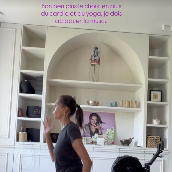 Avant de terminer par des fentes sautées, un exercice plus cardio qui combine renforcement musculaire et explosivité.