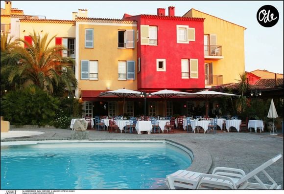 Info - Quatre hôtels en France ont perdu leur statut de palace - ILLUSTRATION DE SAINT TROPEZ LE BYBLOS "PLAN LARGE". AGENCE / BESTIMAGE