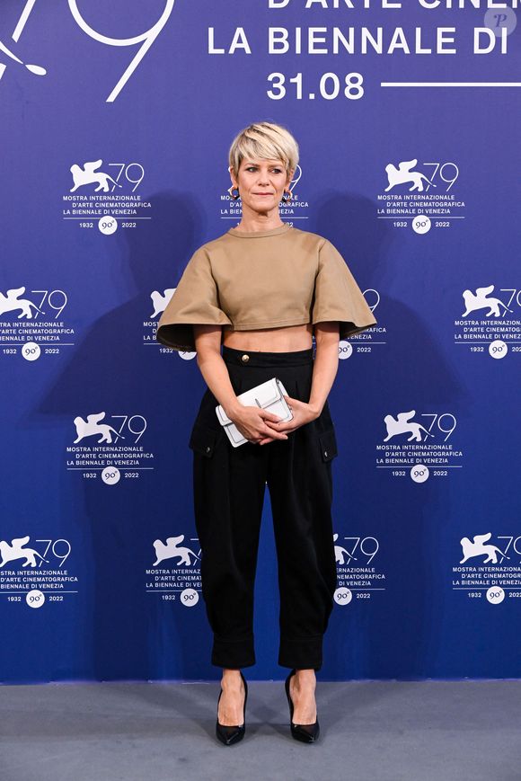 Marina Foïs au photocall du film "La syndicaliste" lors de la 79ème édition du festival international du film de Venise (La Mostra), Italie, le 2 septembre 2022. © SGP/Bestimage