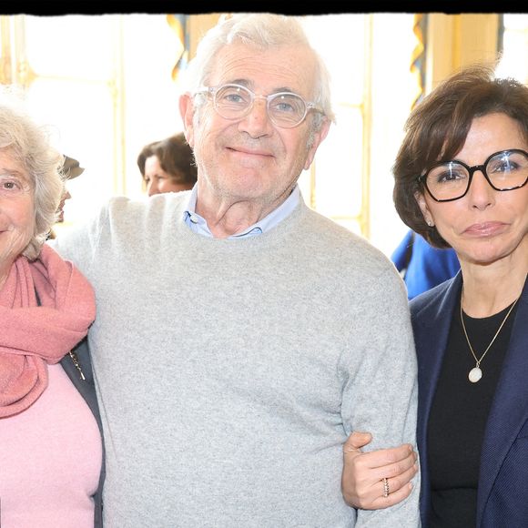 Jacqueline Franjou, Michel Boujenah, Rachida Dati - Dany Boon reçoit des mains de Rachida Dati le Grand Prix Raymond Devos de la langue française 2025 au Salon Jérôme du Ministère de la Culture à Paris le 21 mars 2025. © Alain Guizard/Bestimage